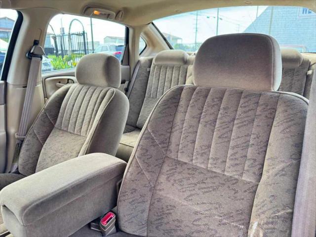 2000 Chevrolet Impala Base