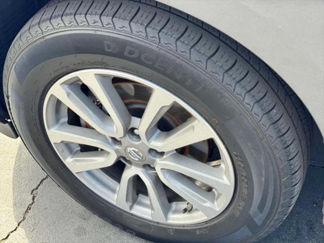 2016 Nissan Pathfinder S