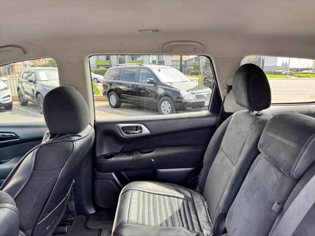 2016 Nissan Pathfinder S
