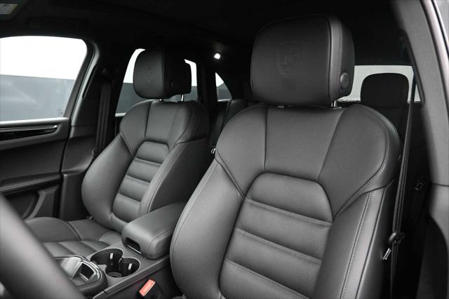 2026 Porsche Macan T