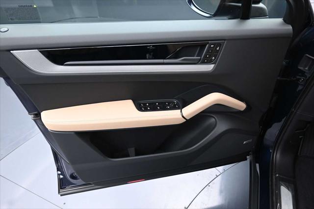 2026 Porsche Cayenne Coupe AWD