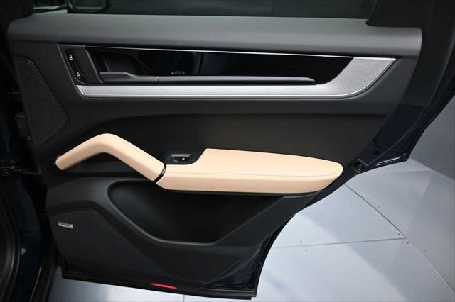 2026 Porsche Cayenne Coupe AWD
