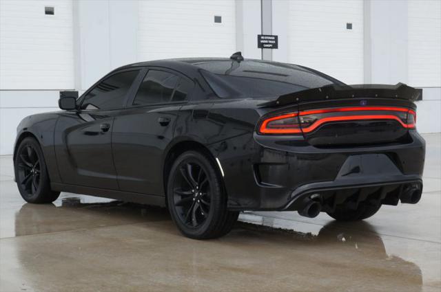 2017 Dodge Charger R/T RWD