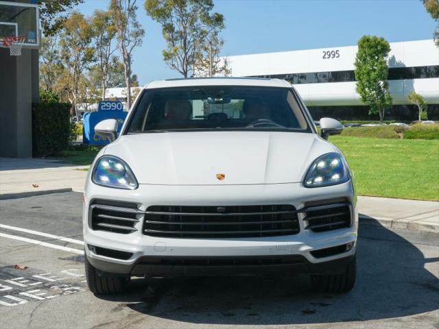 2023 Porsche Cayenne Platinum Edition