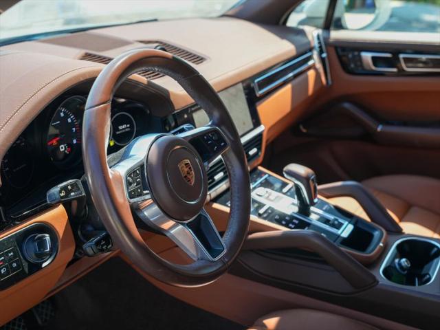 2023 Porsche Cayenne Platinum Edition