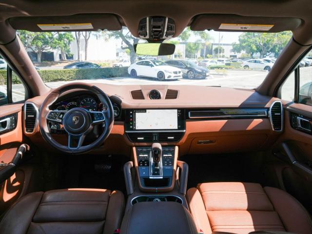 2023 Porsche Cayenne Platinum Edition
