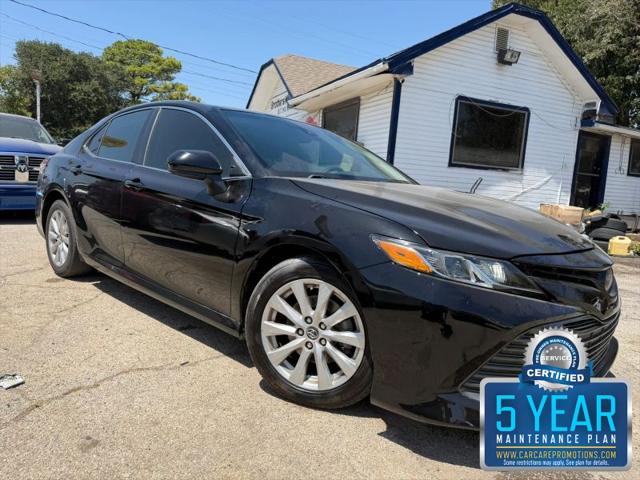2018 Toyota Camry LE for sale in Haltom City, TX