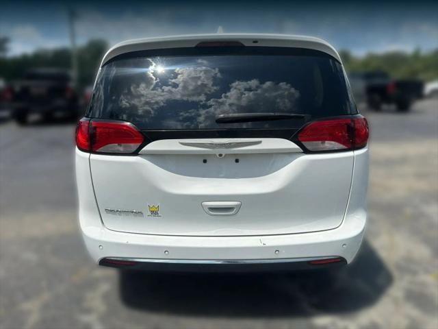 2018 Chrysler Pacifica Touring L Plus