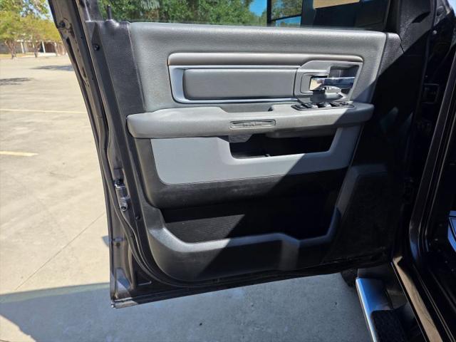 2018 Ram 3500 SLT Crew Cab 4x4 8 Box
