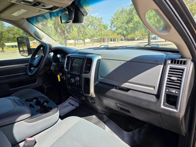 2018 Ram 3500 SLT Crew Cab 4x4 8 Box