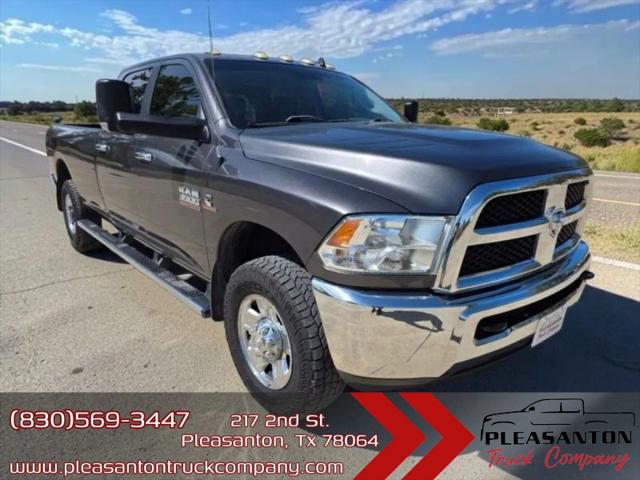 2018 Ram 3500 SLT Crew Cab 4x4 8 Box for sale in Pleasanton, TX