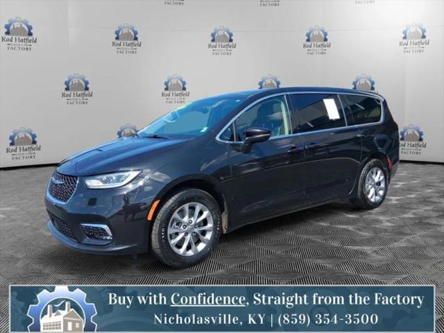 2023 Chrysler Pacifica Touring L AWD for sale in Nicholasville, KY
