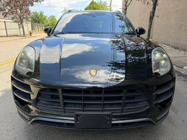 2016 Porsche Macan Turbo