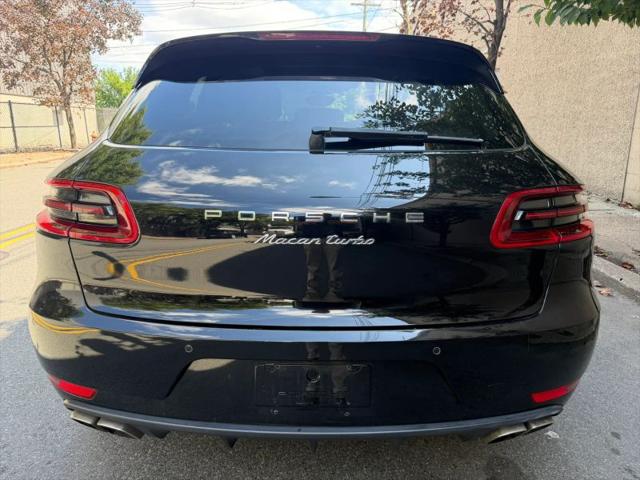 2016 Porsche Macan Turbo