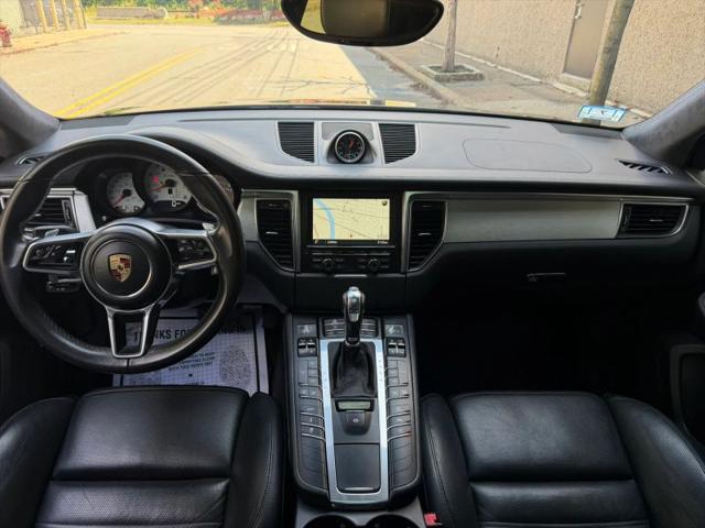 2016 Porsche Macan Turbo