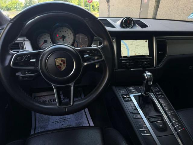 2016 Porsche Macan Turbo
