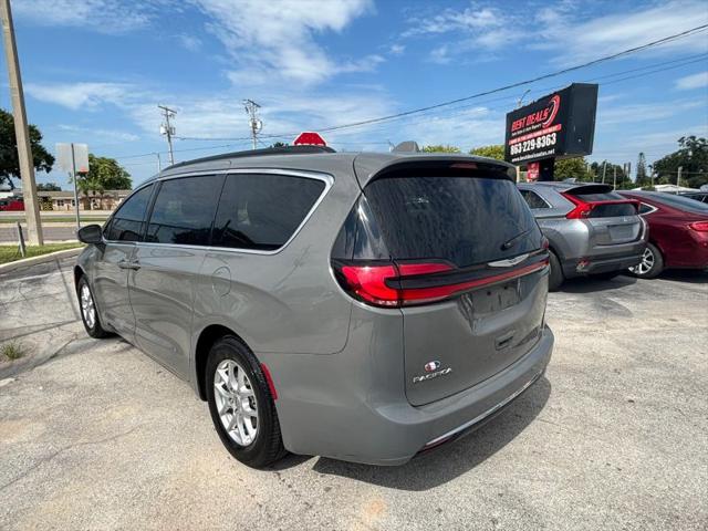 2022 Chrysler Pacifica Touring L
