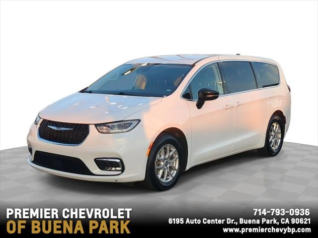 2024 Chrysler Pacifica Touring L for sale in Buena Park, CA