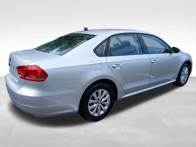 2012 Volkswagen Passat 2.5L S
