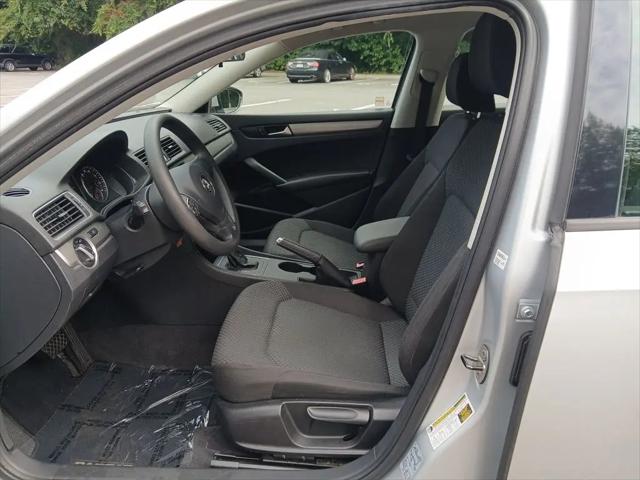 2012 Volkswagen Passat 2.5L S