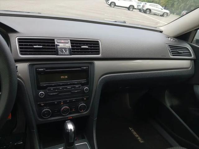 2012 Volkswagen Passat 2.5L S