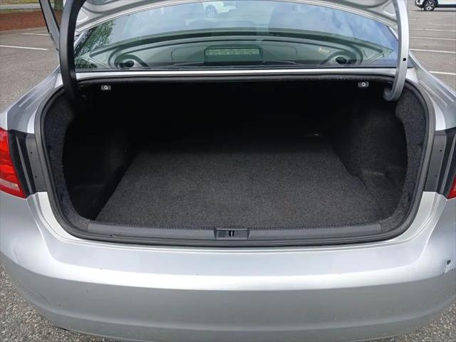 2012 Volkswagen Passat 2.5L S