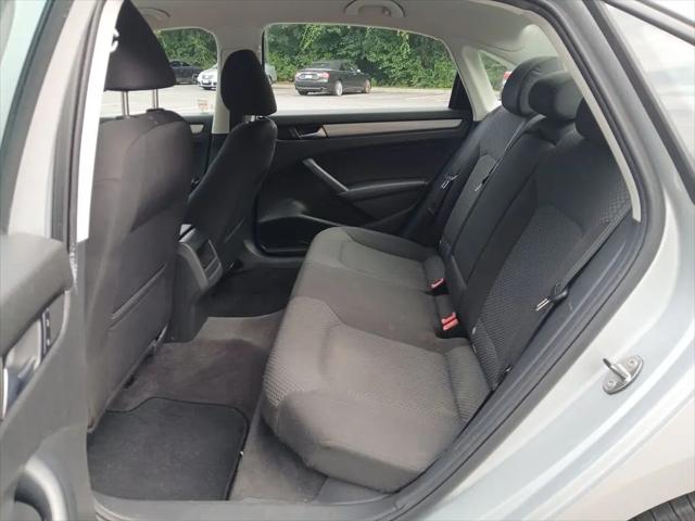 2012 Volkswagen Passat 2.5L S
