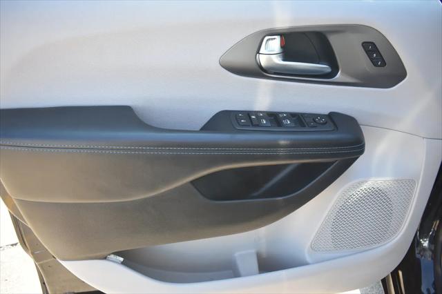2021 Chrysler Pacifica Touring L AWD