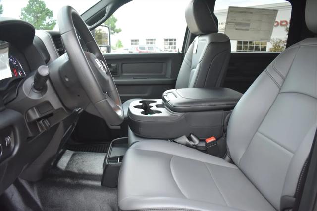2026 Ram 3500 Tradesman Crew Cab 4x4 8 Box