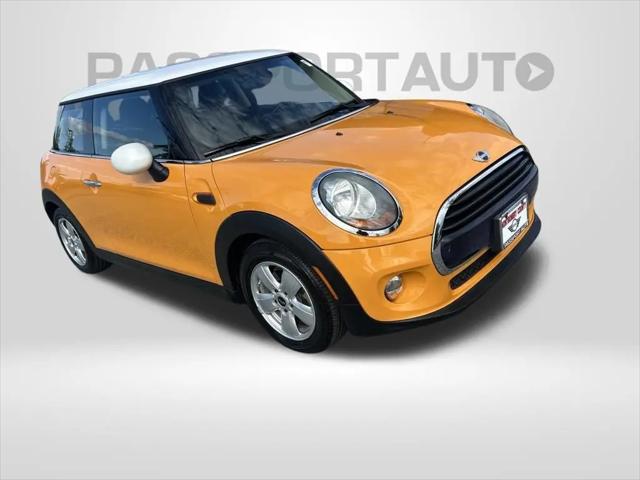 2016 MINI Hardtop Cooper