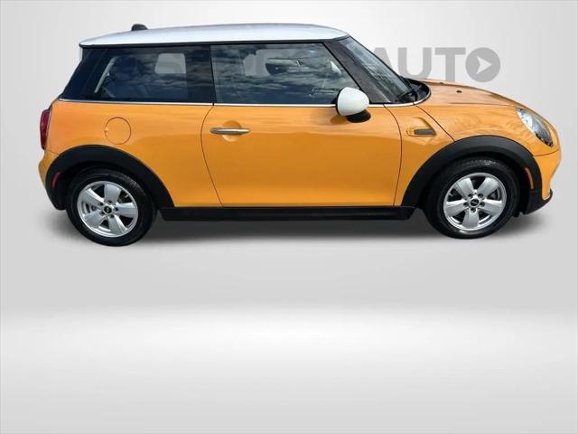 2016 MINI Hardtop Cooper