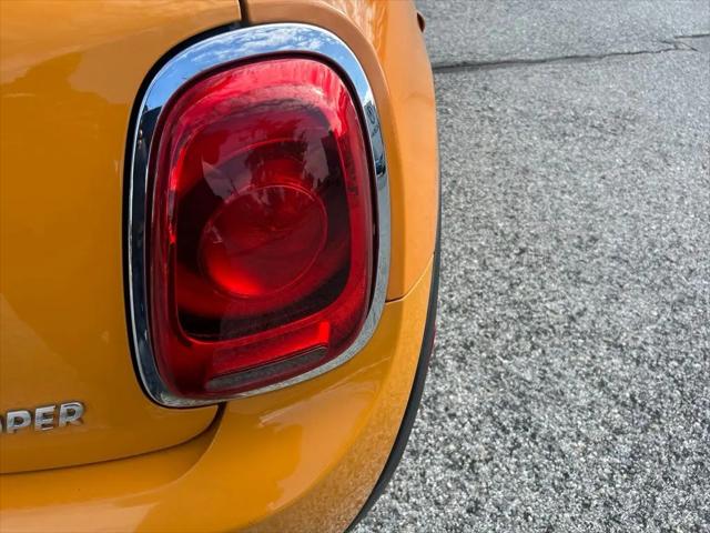 2016 MINI Hardtop Cooper