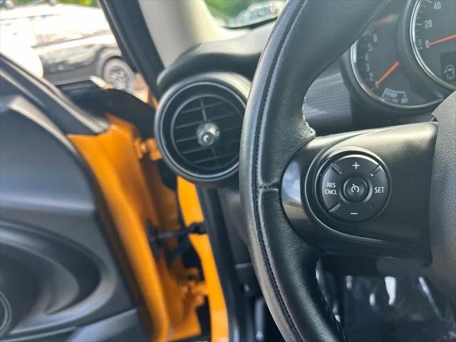 2016 MINI Hardtop Cooper