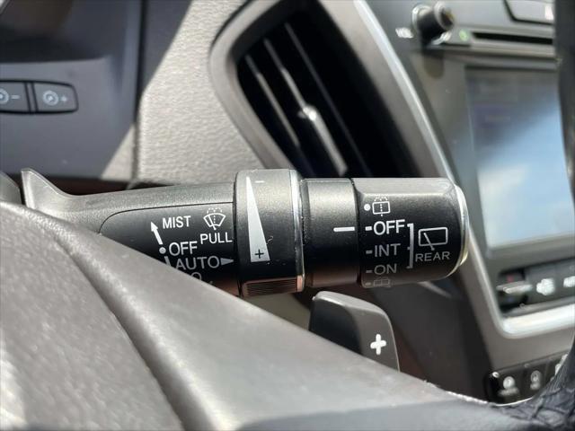 2017 Acura MDX w/Advance  Entertainment Pkgs