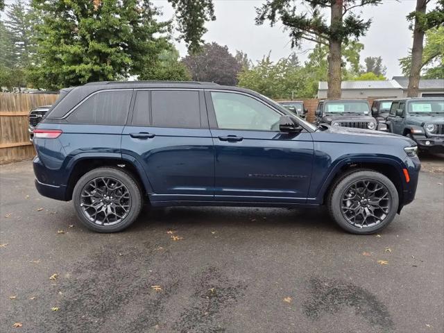 2027 Jeep Grand Cherokee Summit