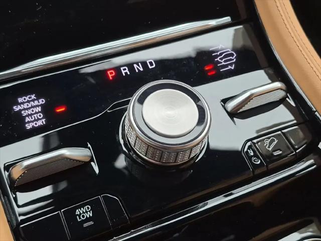 2027 Jeep Grand Cherokee Summit
