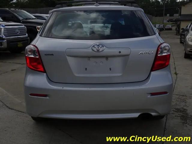 2009 Toyota Matrix Base