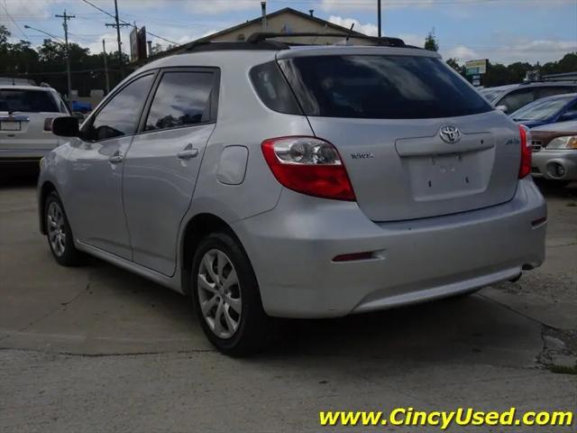 2009 Toyota Matrix Base