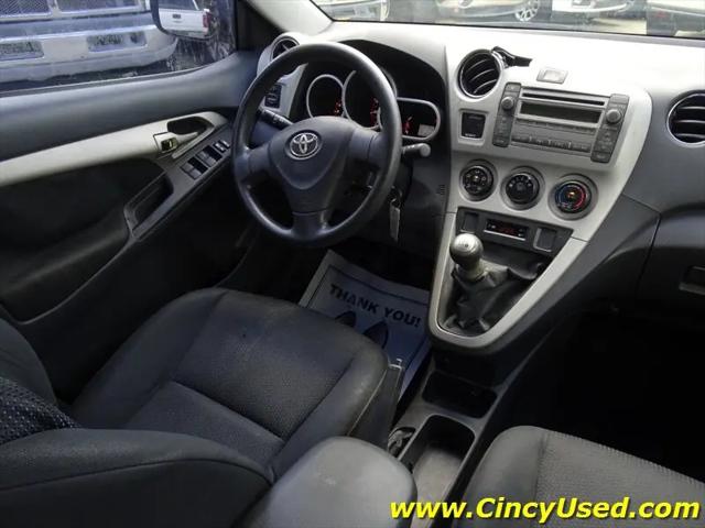 2009 Toyota Matrix Base