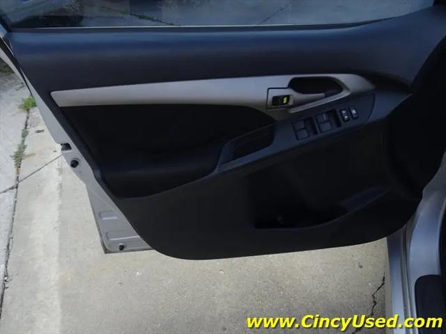 2009 Toyota Matrix Base