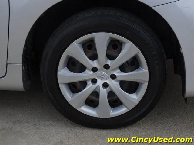 2009 Toyota Matrix Base