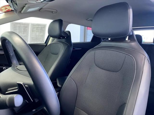 2025 Kia EV6 Light Long Range RWD