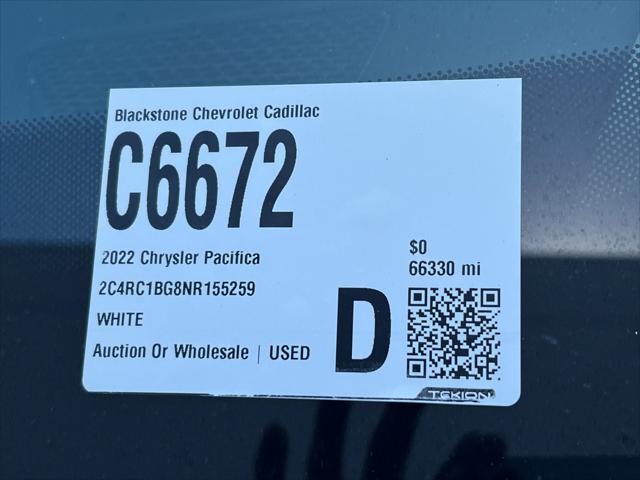 2022 Chrysler Pacifica Touring L