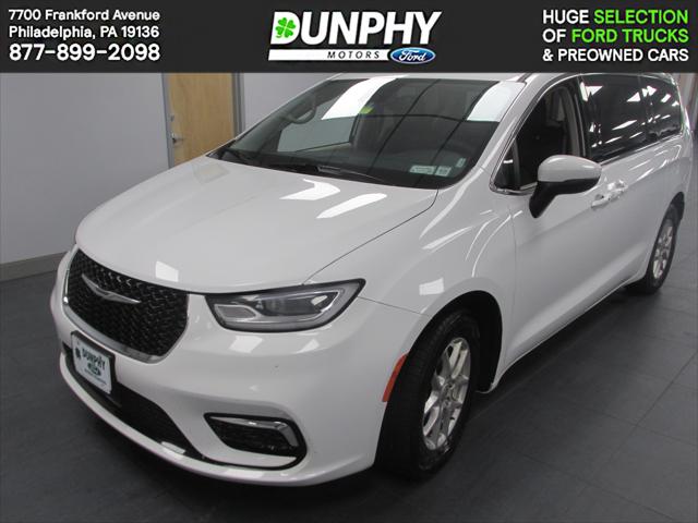2023 Chrysler Pacifica Touring L for sale in Philadelphia, PA
