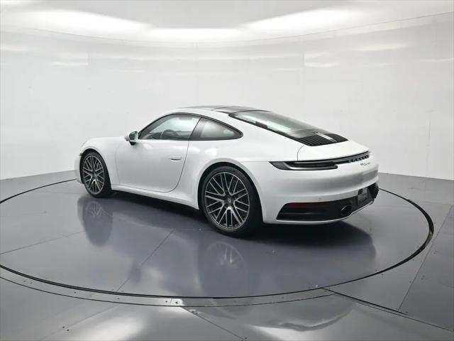 2021 Porsche 911 Carrera