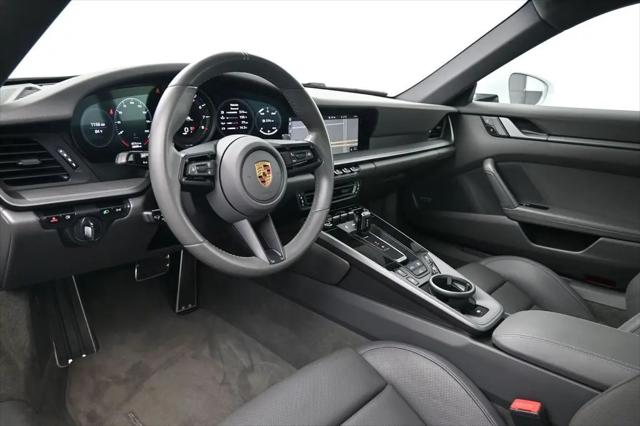 2021 Porsche 911 Carrera