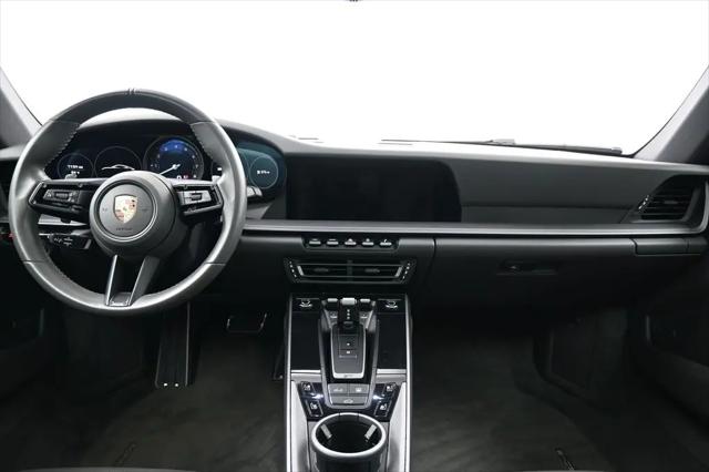 2021 Porsche 911 Carrera