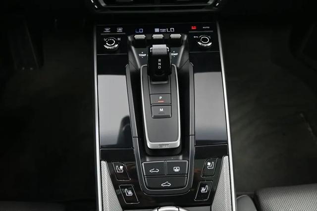 2021 Porsche 911 Carrera
