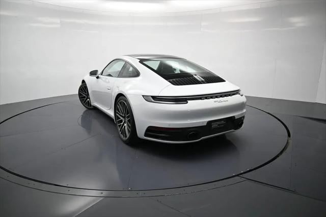 2021 Porsche 911 Carrera