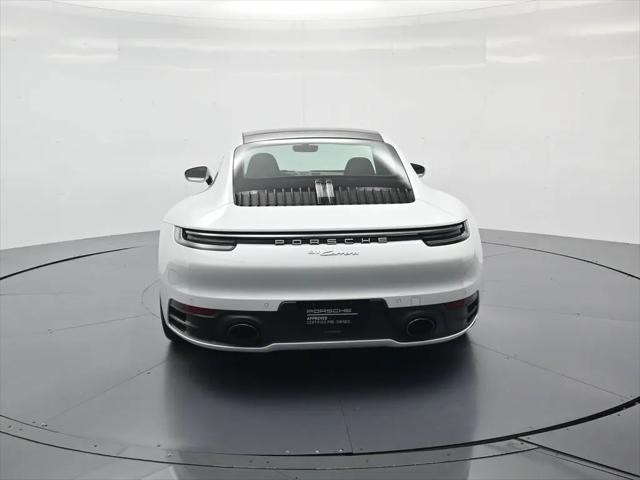 2021 Porsche 911 Carrera